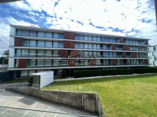 Apartamento venda em Porto, Lordelo Do Ouro