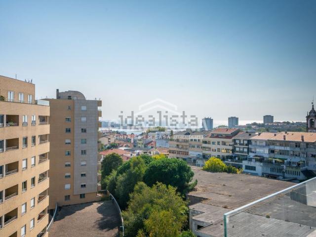 Apartamento venda em Porto, Lordelo Do Ouro