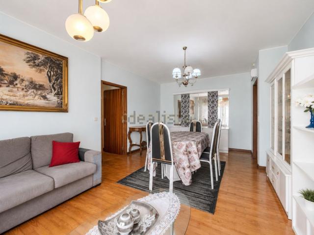 Apartamento venda em Porto, Lordelo Do Ouro