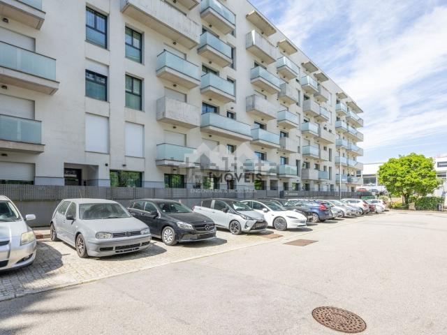 Apartamento venda em Porto, Lordelo Do Ouro
