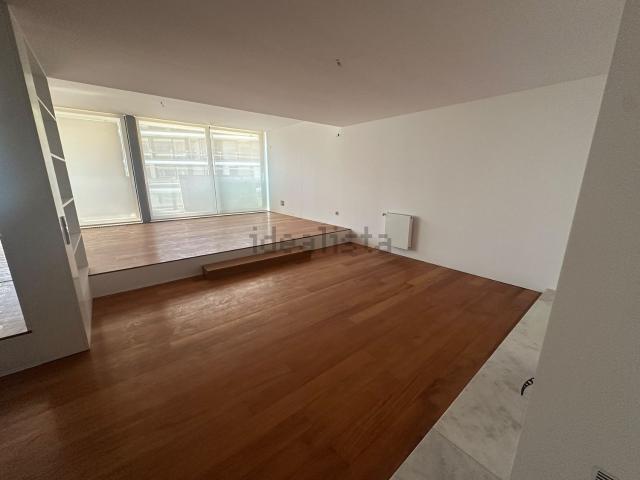 Apartamento venda em Porto, Lordelo Do Ouro