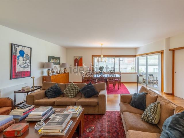 Apartamento venda em Porto, Lordelo Do Ouro