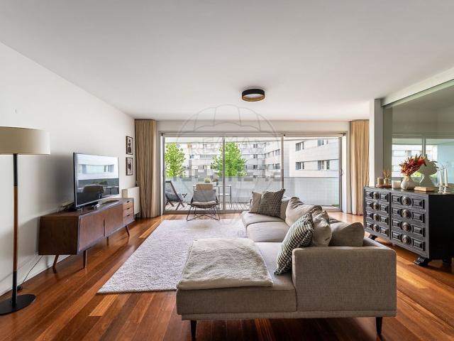 Apartamento venda em Porto, Lordelo Do Ouro