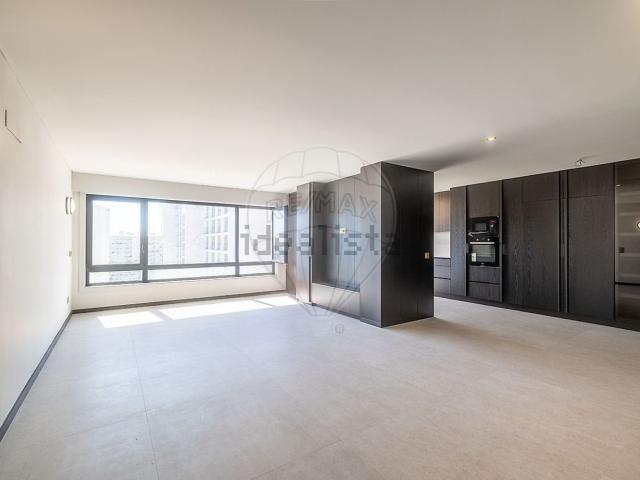 Apartamento venda em Porto, Lordelo Do Ouro