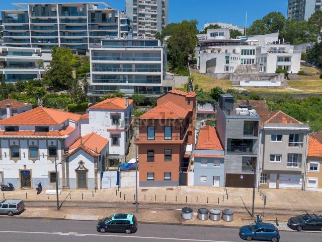 Apartamento alugar em Porto, Lordelo Do Ouro