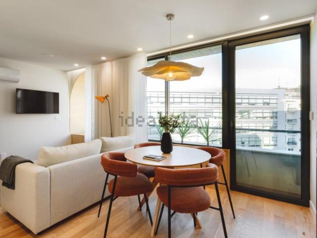 Apartamento alugar em Porto, Lordelo Do Ouro