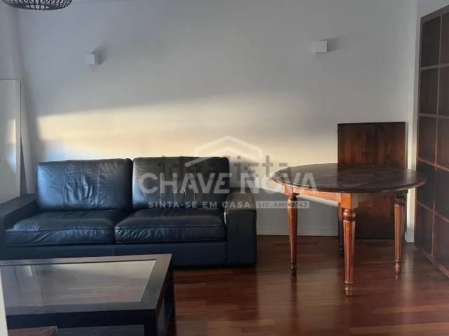 Apartamento alugar em Porto, Lordelo Do Ouro