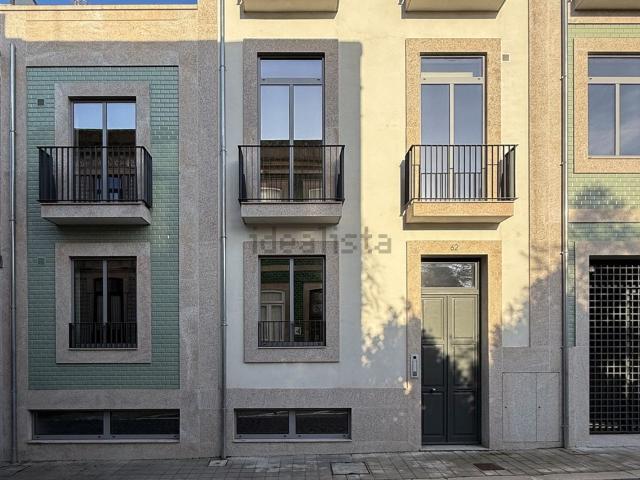 Apartamento alugar em Porto, Lordelo Do Ouro