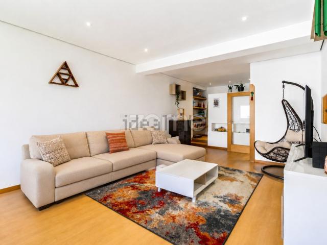 Apartamento venda em Porto, Lordelo Do Ouro