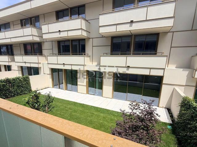 Apartamento venda em Mouteira, Porto