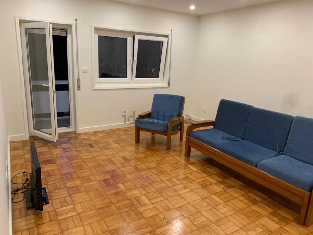 Apartamento alugar em Porto, Lordelo Do Ouro