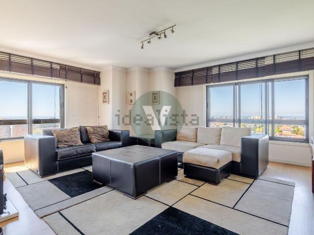 Apartamento venda em Porto, Lordelo Do Ouro