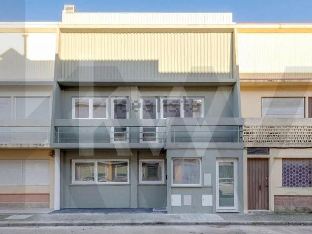 Apartamento alugar em Porto, Lordelo Do Ouro