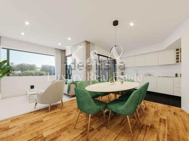 Apartamento venda em Porto, Lordelo Do Ouro