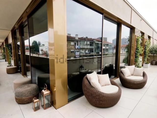 Apartamento venda em Porto, Lordelo Do Ouro