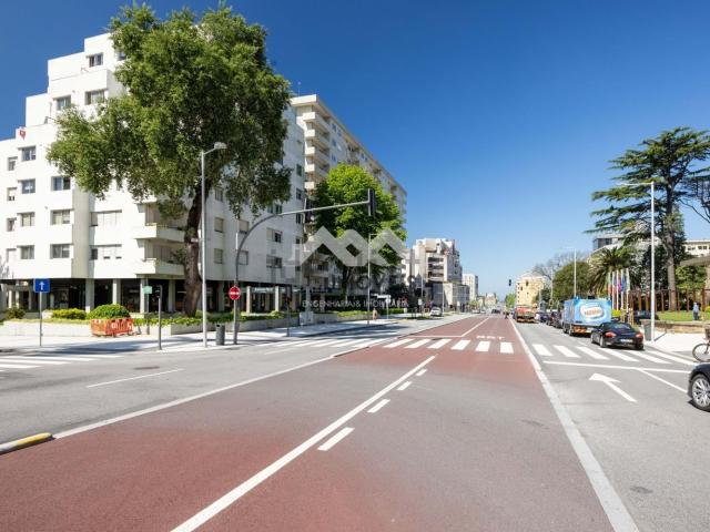 Apartamento venda em Porto, Lordelo Do Ouro