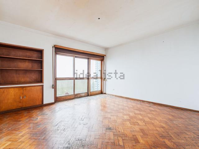 Apartamento venda em Porto, Lordelo Do Ouro