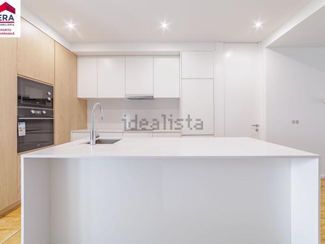 Apartamento venda em Porto, Lordelo Do Ouro