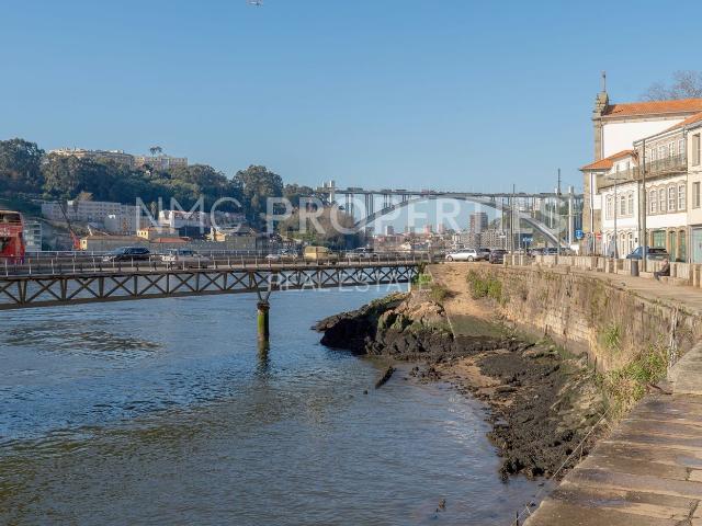Apartamento venda em Porto, Lordelo Do Ouro