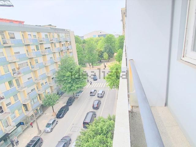 Apartamento alugar em Porto, Lordelo Do Ouro