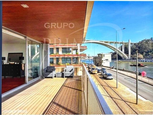 Apartamento alugar em Porto, Lordelo Do Ouro