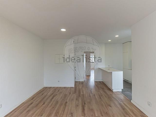 Apartamento venda em Porto, Lordelo Do Ouro