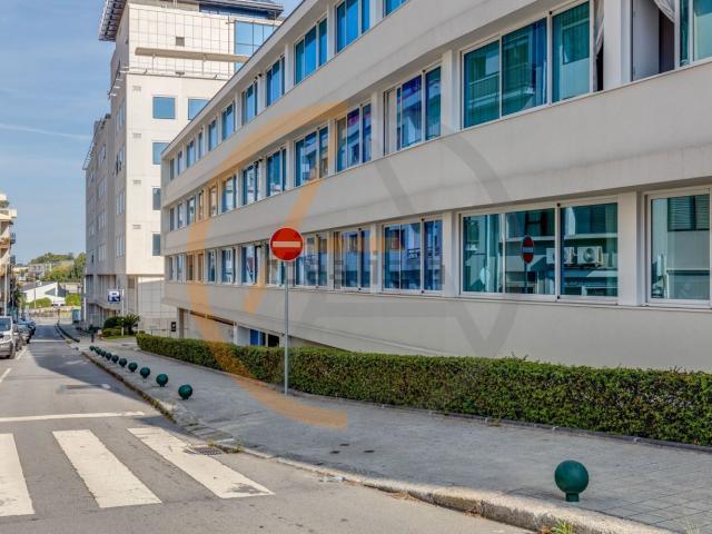 Apartamento alugar em Edifício Oceanus, Porto