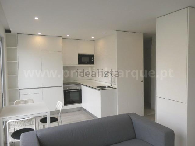 Apartamento alugar em Porto, Lordelo Do Ouro