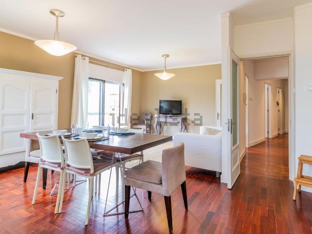 Apartamento alugar em Porto, Lordelo Do Ouro