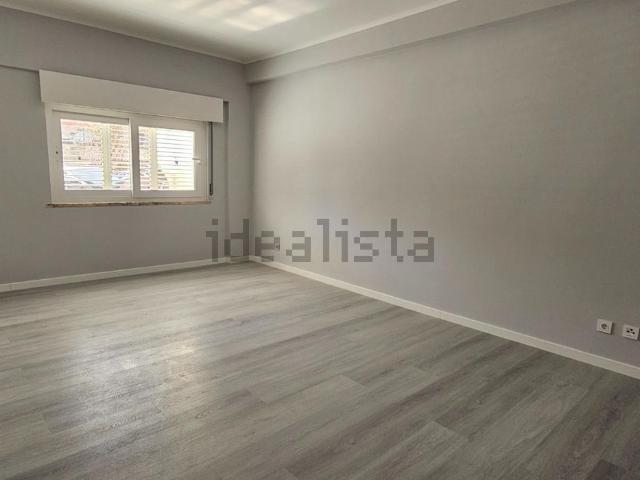 Apartamento venda em Loures