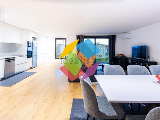 Apartamento venda em Santa Maria Da Feira, Aveiro
