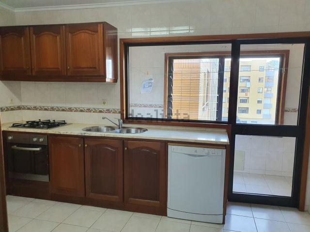 Apartamento alugar em Santa Maria Da Feira, Aveiro