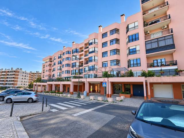 Apartamento alugar em Quinta do Pisany, Lisboa