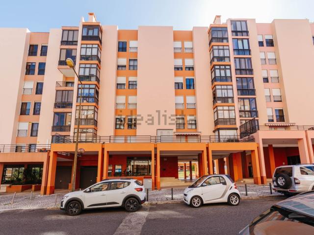 Apartamento alugar em Paço do Lumiar, Lisboa