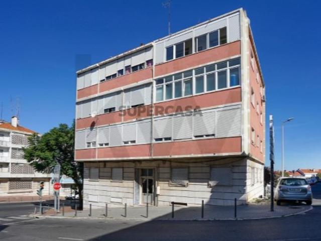 Casa venda em Alfragide, Amadora