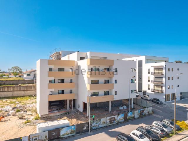 Apartamento venda em Lustosa, Lousada