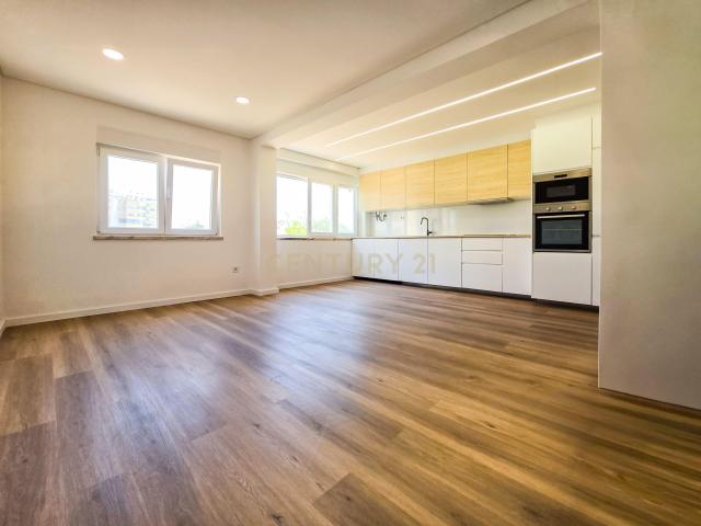 Apartamento venda em Póvoa De Santa Iria, Lisboa