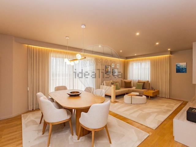 Apartamento venda em Laborim, Vila Nova De Gaia
