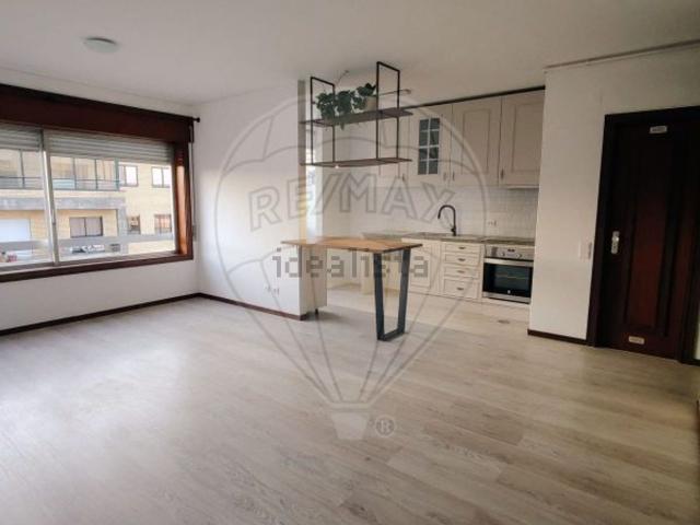 Apartamento alugar em Mafamude, Mafamude