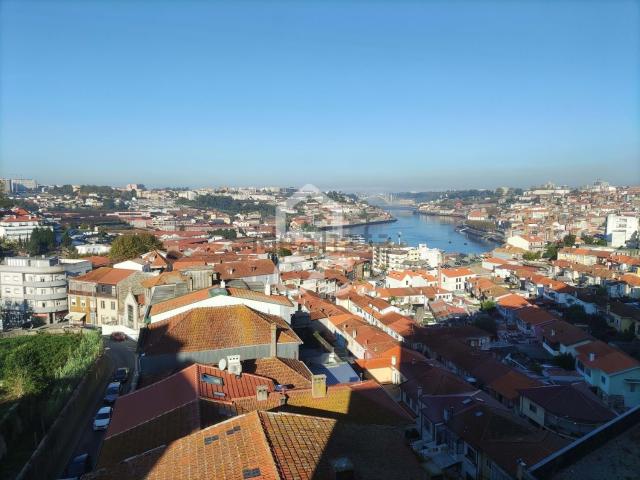 Apartamento alugar em Mafamude, Mafamude