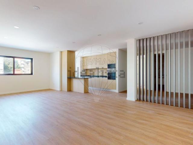 Apartamento alugar em Mafamude, Mafamude