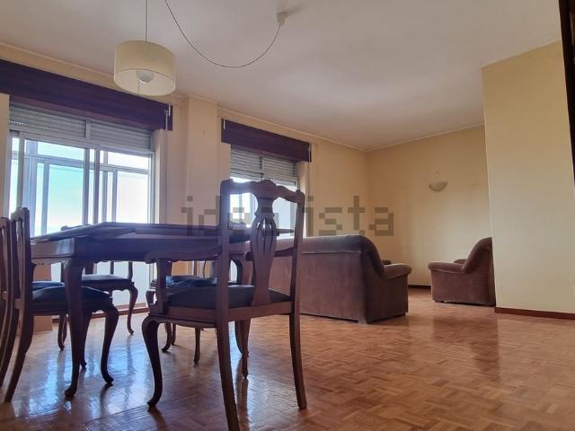Apartamento alugar em Vila Nova De Gaia, Porto
