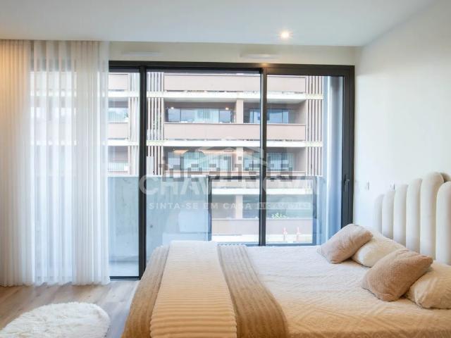 Apartamento venda em Oliveira do Douro, Vila Nova De Gaia