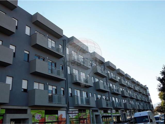Apartamento venda em Felgueiras, Porto