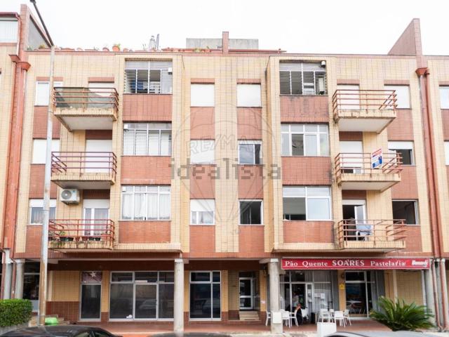 Apartamento venda em Felgueiras, Porto