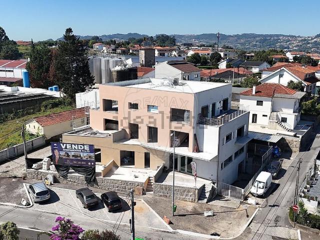 Apartamento venda em Felgueiras, Porto