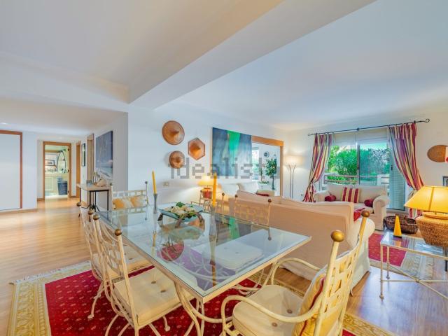 Apartamento venda em Quarteira, Vilamoura