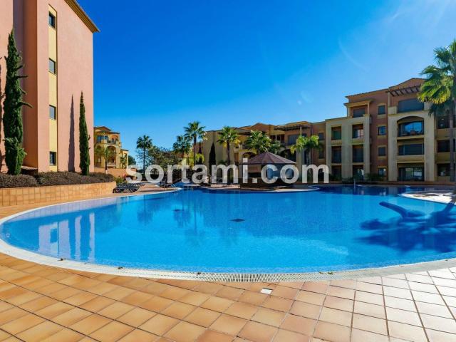 Apartamento alugar em Quarteira, Loulé