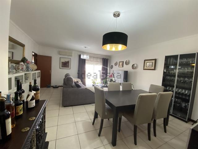 Apartamento venda em Marinha Grande, Leiria