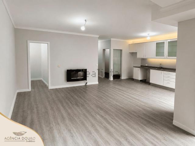 Apartamento venda em Basílio Teles, Porto